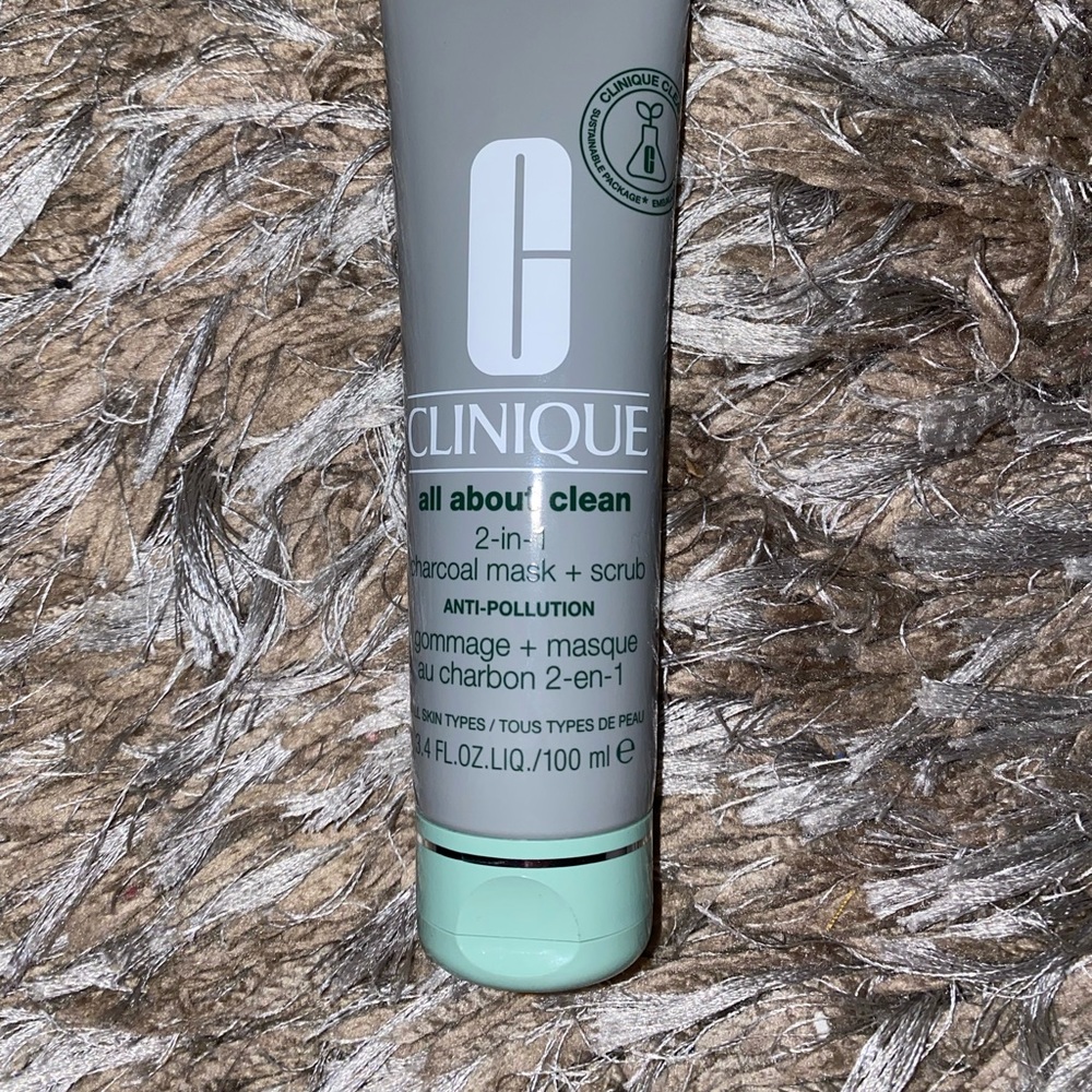 New Clinique All About Clean 2 in 1 Charcoal mask + Scrub Anti Pollution